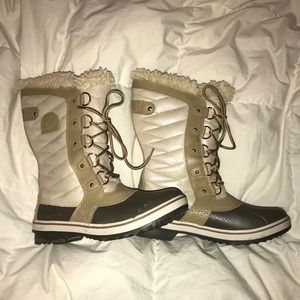 Sorel Tofino winter boots-used once